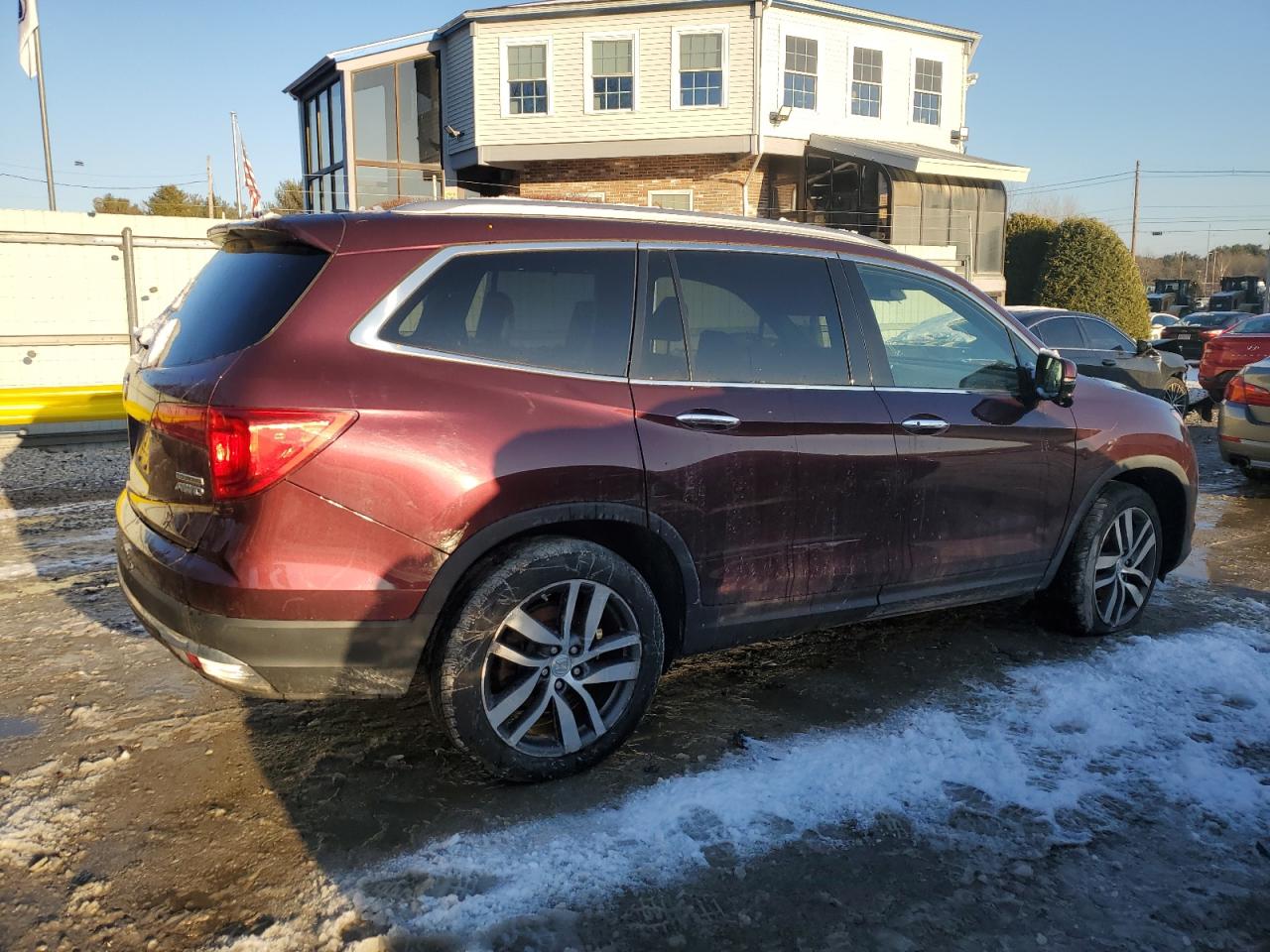 2017 Honda Pilot Touring VIN: 5FNYF6H95HB034696 Lot: 86540984