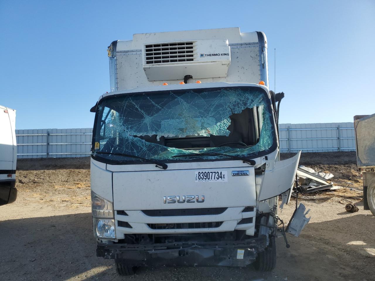 JALE5W165J7303621 2018 Isuzu Nrr