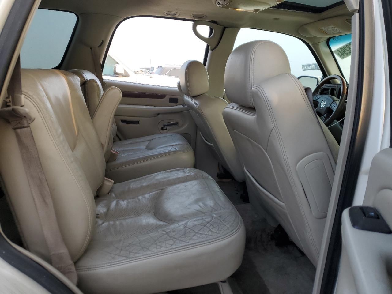 1GYEK63N04R286437 2004 Cadillac Escalade Luxury