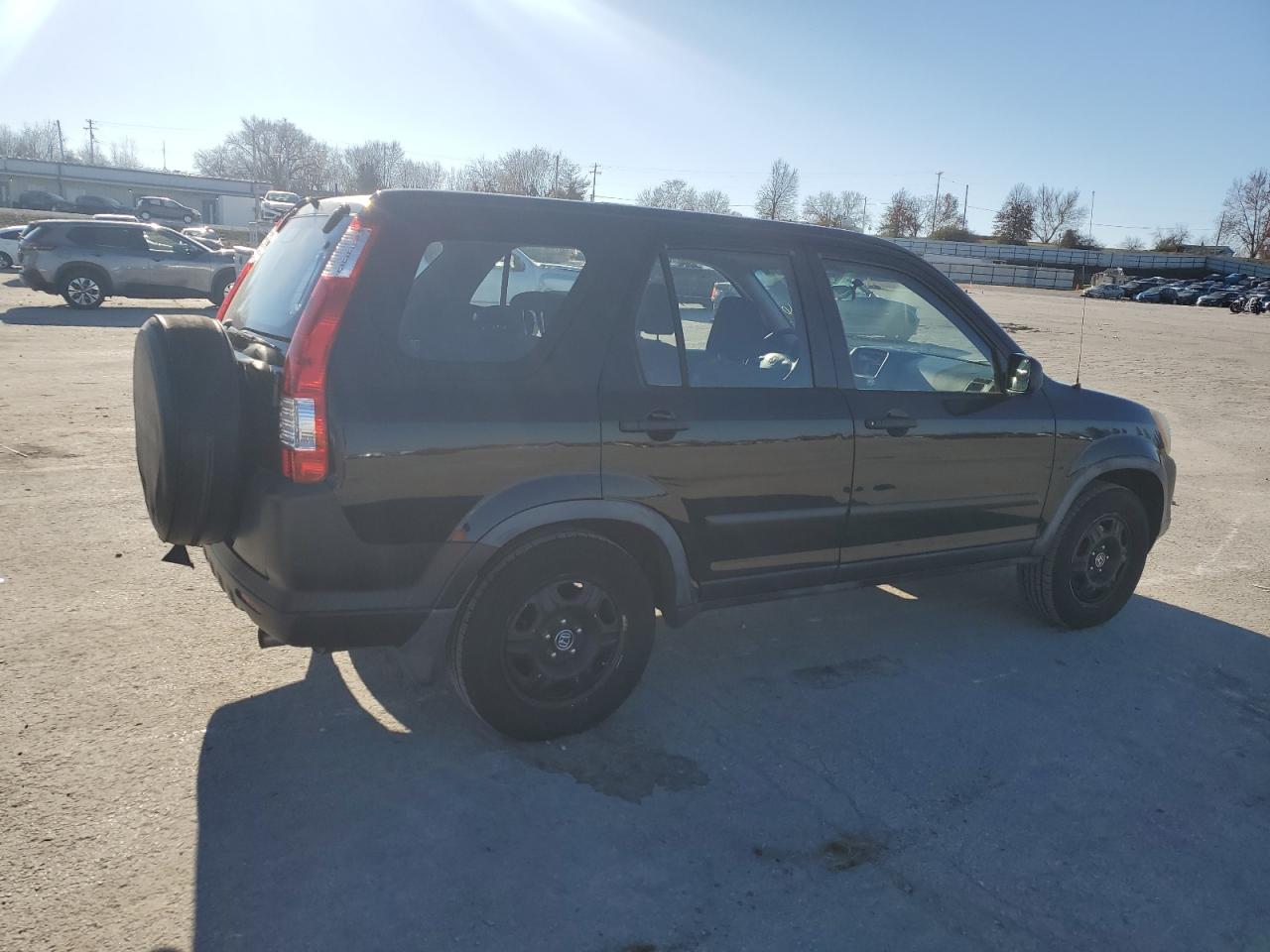 JHLRD78595C049050 2005 Honda Cr-V Lx