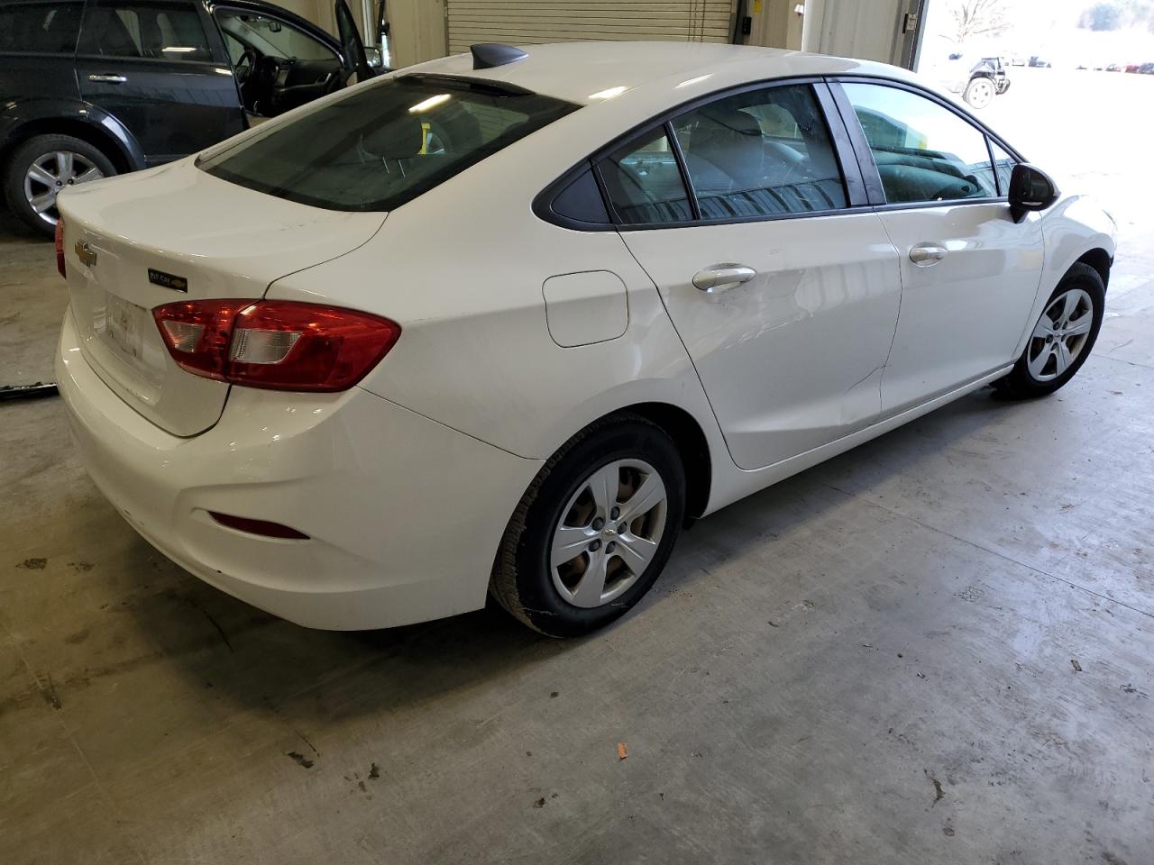 2017 Chevrolet Cruze Ls VIN: 1G1BC5SM0H7176412 Lot: 85047954