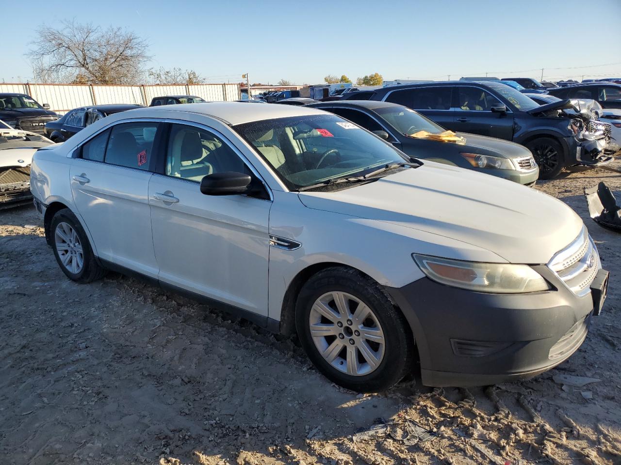 1FAHP2DW9BG170155 2011 Ford Taurus Se