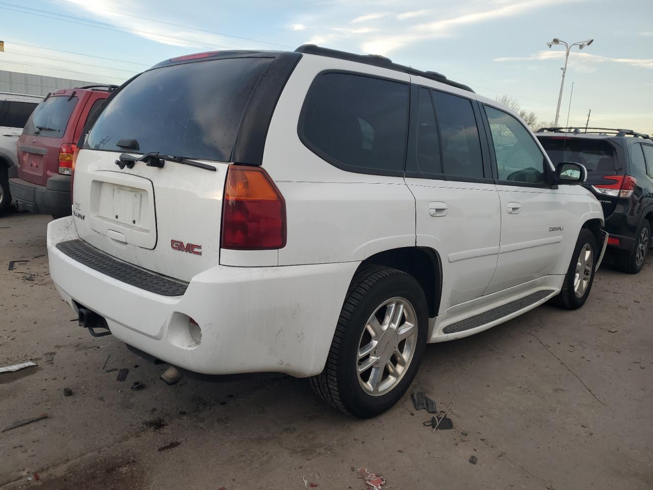 2006 GMC Envoy Denali VIN: 1GKET63M962313807 Lot: 85516474