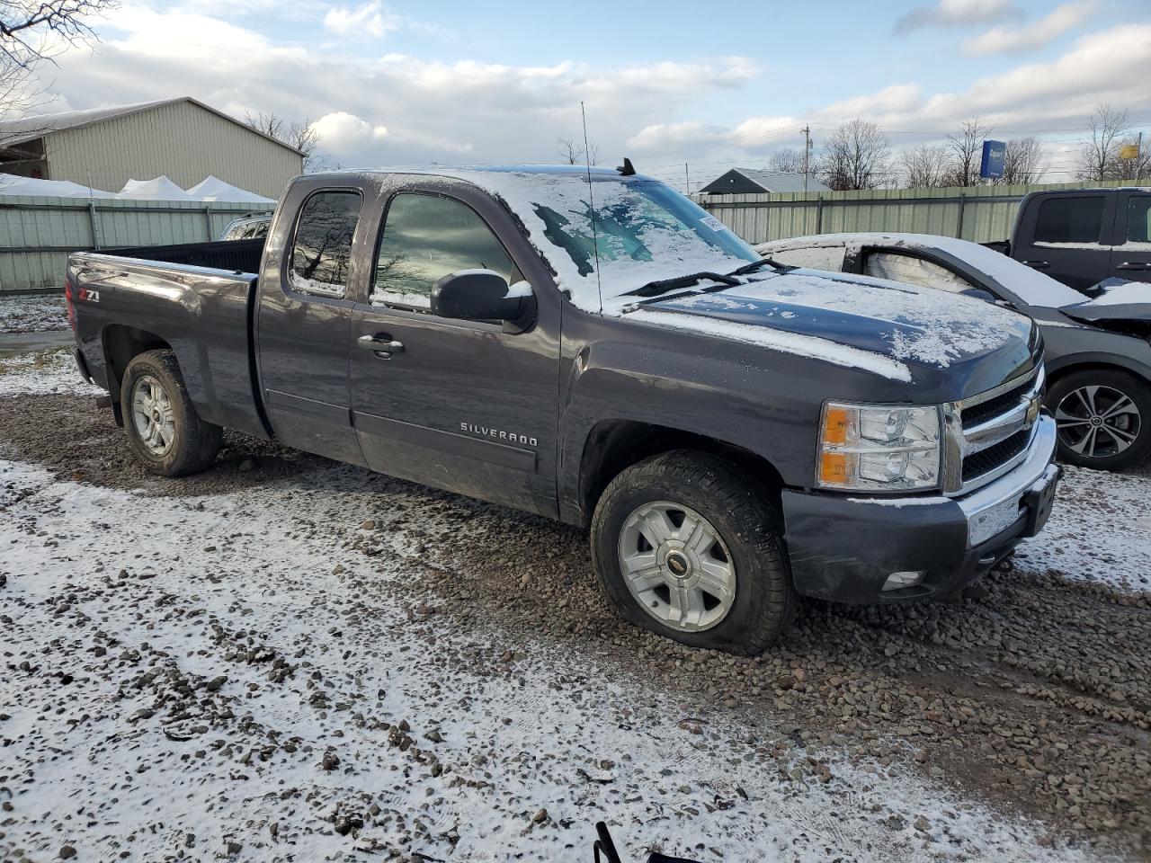 1GCSKSE36AZ272955 2010 Chevrolet Silverado K1500 Lt