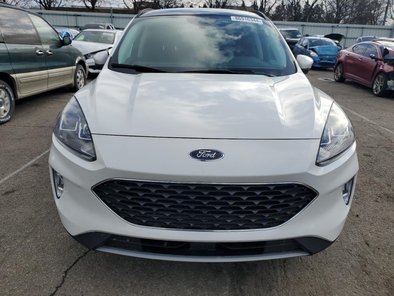 2022 Ford Escape Sel VIN: 1FMCU0H61NUA02765 Lot: 86916344