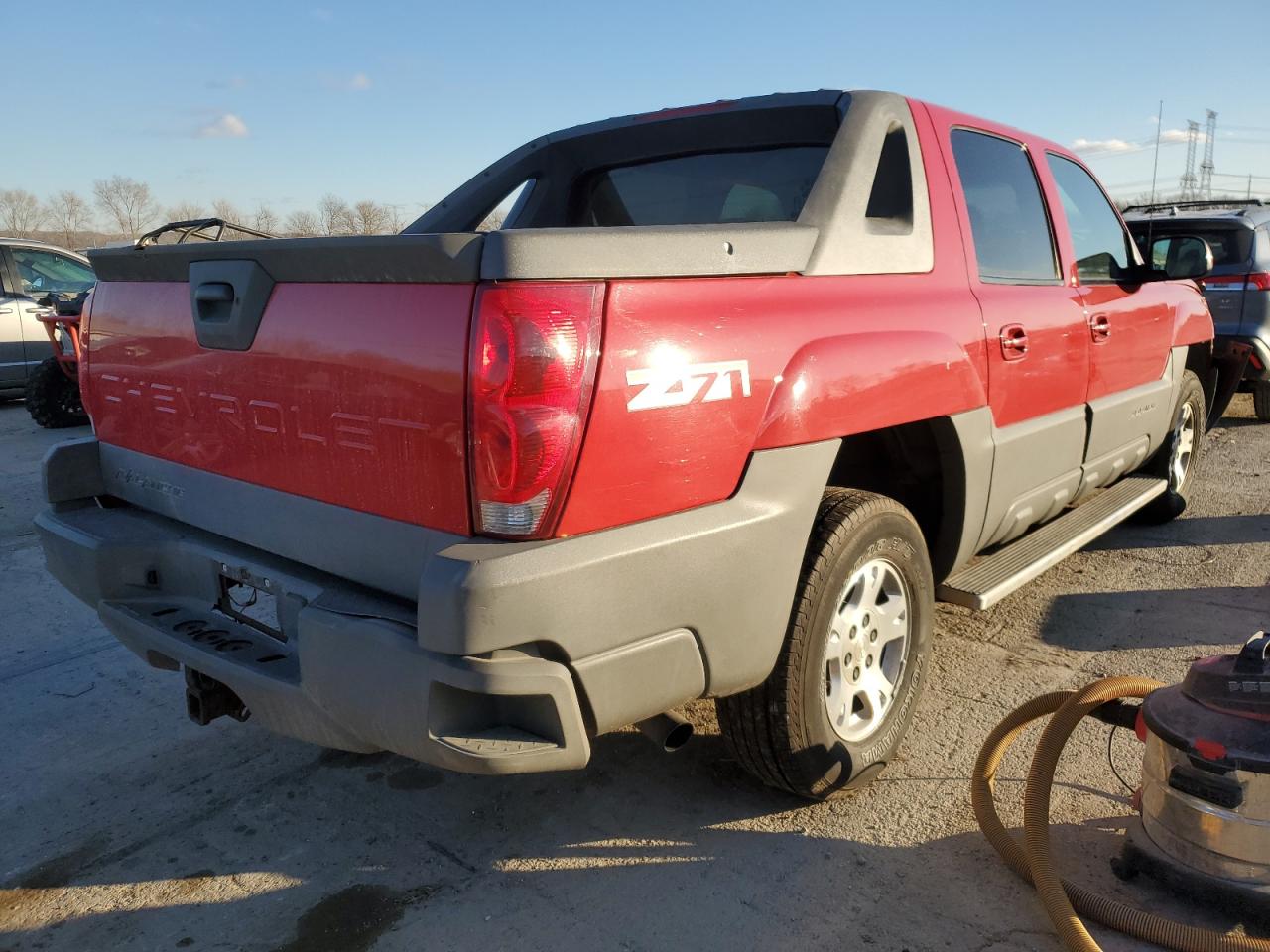 2002 Chevrolet Avalanche K1500 VIN: 3GNEK13TX2G243607 Lot: 84225014