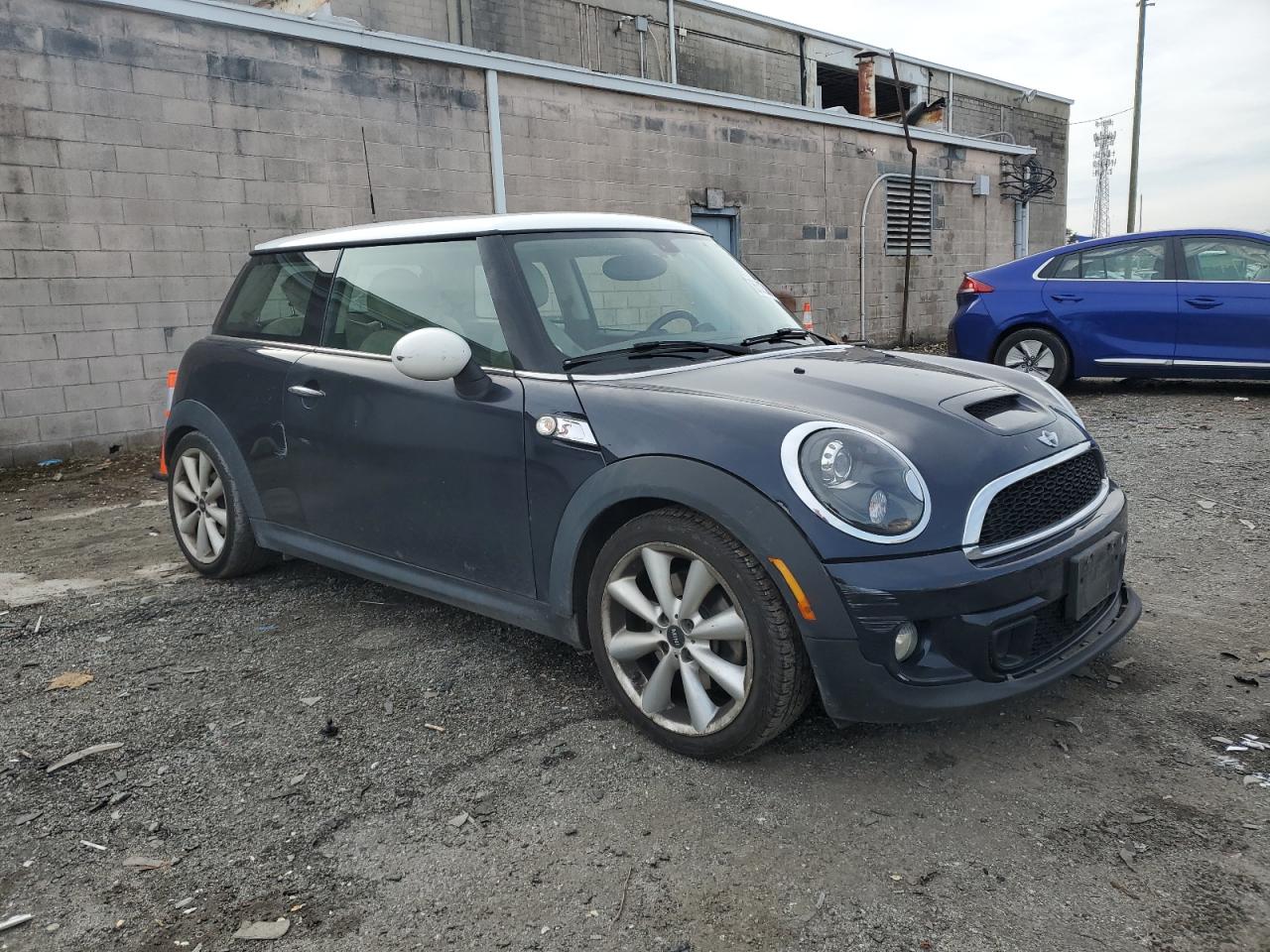 2013 Mini Cooper S VIN: WMWSV3C56DT388890 Lot: 85238844