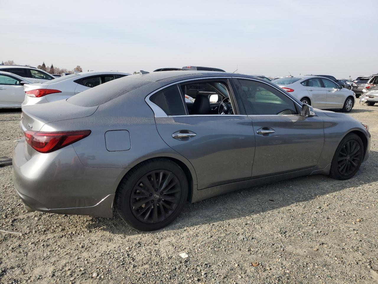 2018 Infiniti Q50 Luxe VIN: JN1EV7AP1JM365151 Lot: 83639824