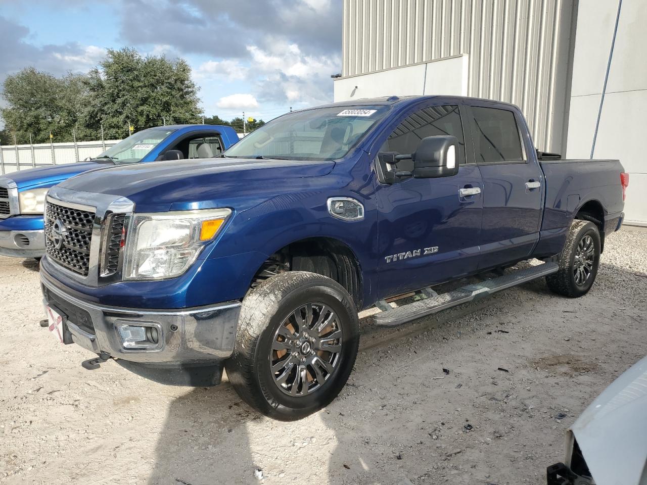 2017 Nissan Titan Xd Sl VIN: 1N6BA1F25HN514572 Lot: 85803054