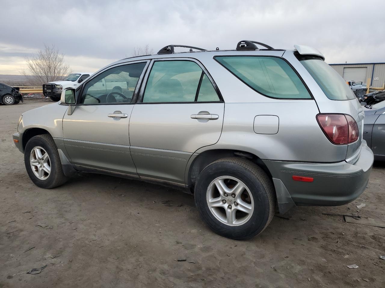 JT6HF10UXX0062758 1999 Lexus Rx 300