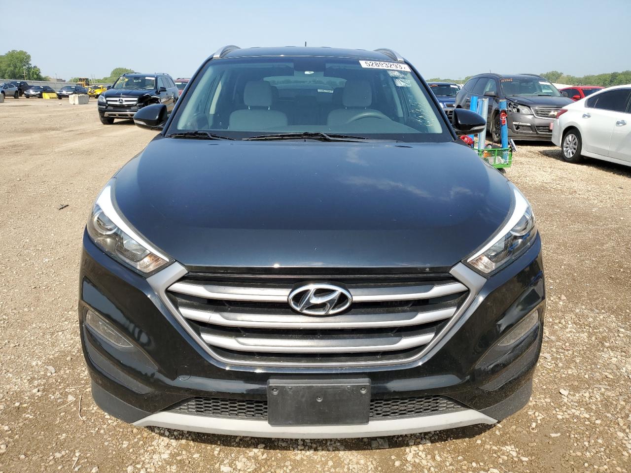 KM8J3CA25HU273822 2017 Hyundai Tucson Limited