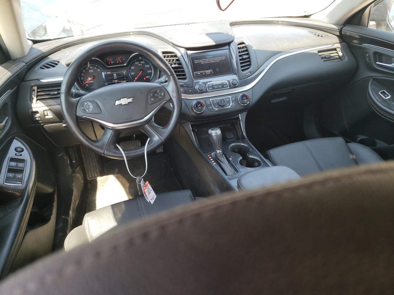 2G1105S36J9127523 2018 Chevrolet Impala Lt