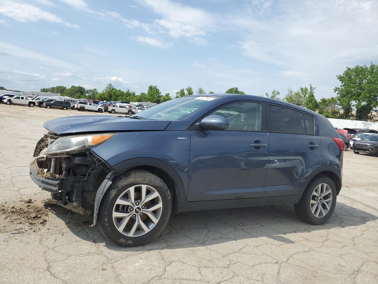 KNDPBCAC7F7772918 2015 Kia Sportage Lx