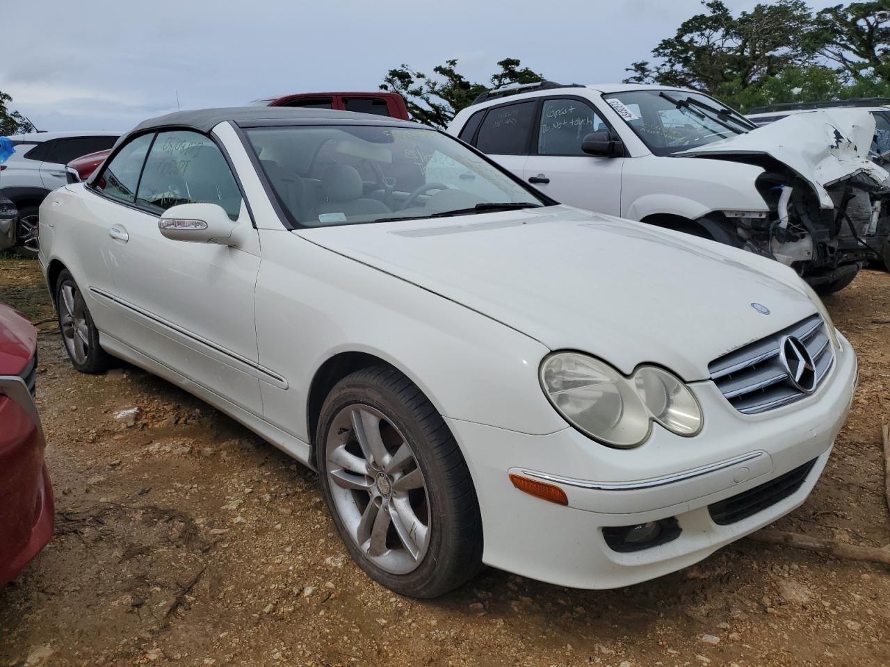 WDBTK56F58T090092 2008 Mercedes-Benz Clk 350