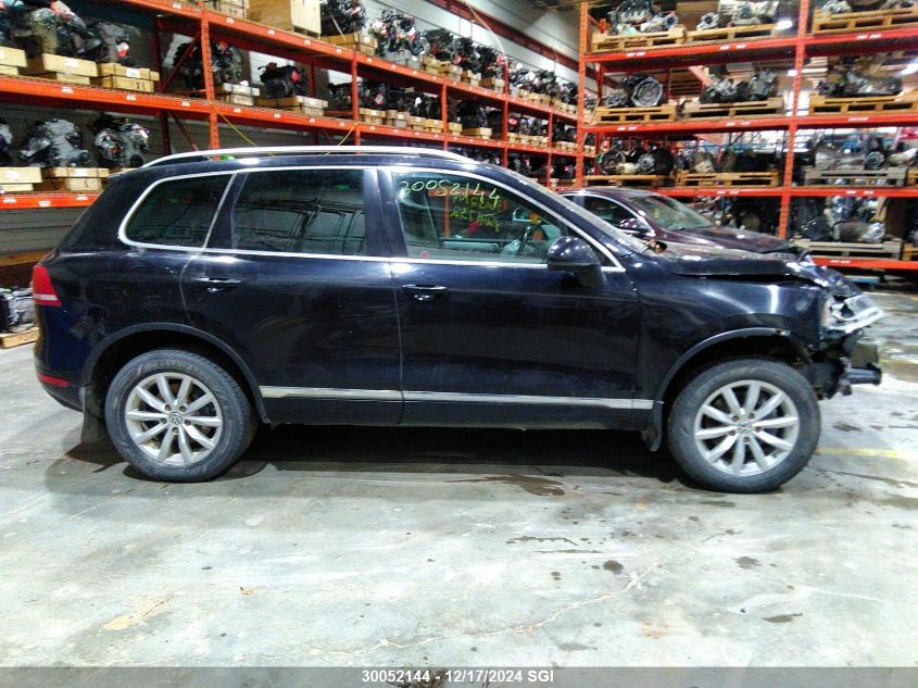 2016 Volkswagen Touareg Sport/Lux/Executive VIN: WVGEF9BP2GD011602 Lot: 30052144