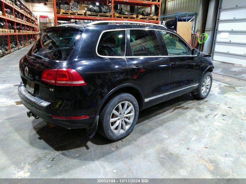 2016 Volkswagen Touareg Sport/Lux/Executive VIN: WVGEF9BP2GD011602 Lot: 30052144