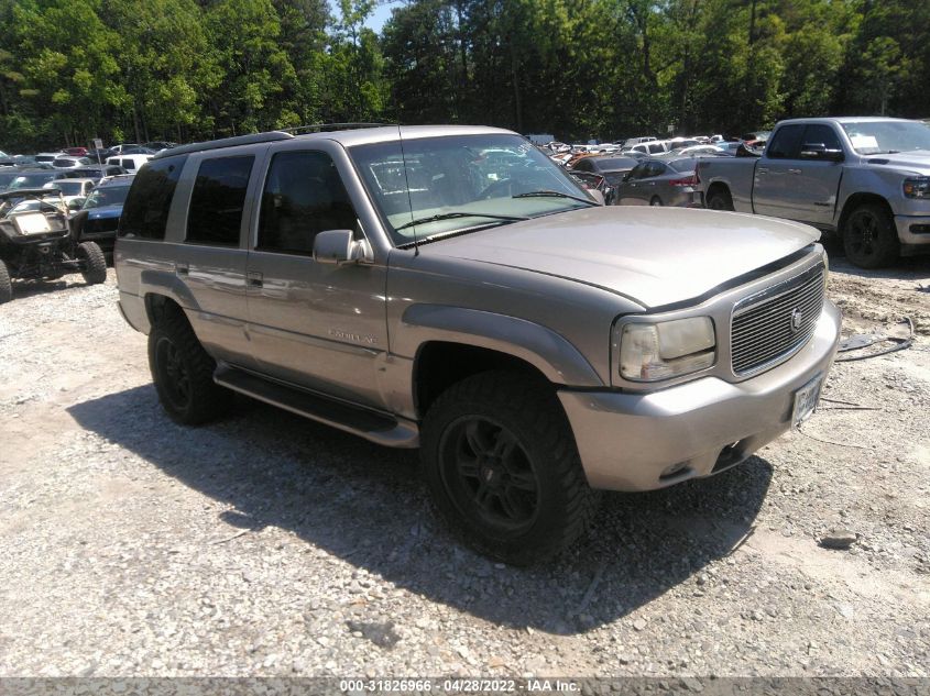 2000 Cadillac Escalade Standard VIN: 1GYEK13R8YR129704 Lot: 31826966