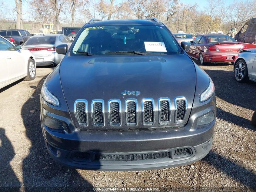 2015 Jeep Cherokee Latitude VIN: 1C4PJLCSXFW677492 Lot: 38016441