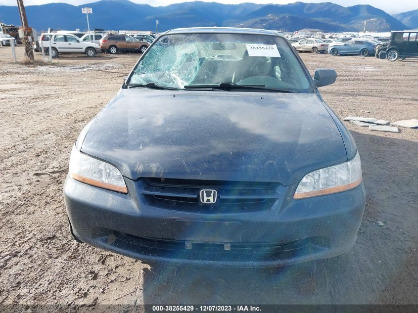 2000 Honda Accord 2.3 Ex VIN: 1HGCG6688YA025504 Lot: 38255429