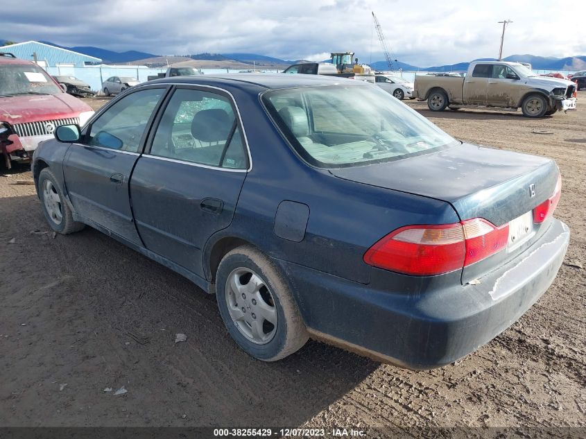 2000 Honda Accord 2.3 Ex VIN: 1HGCG6688YA025504 Lot: 38255429