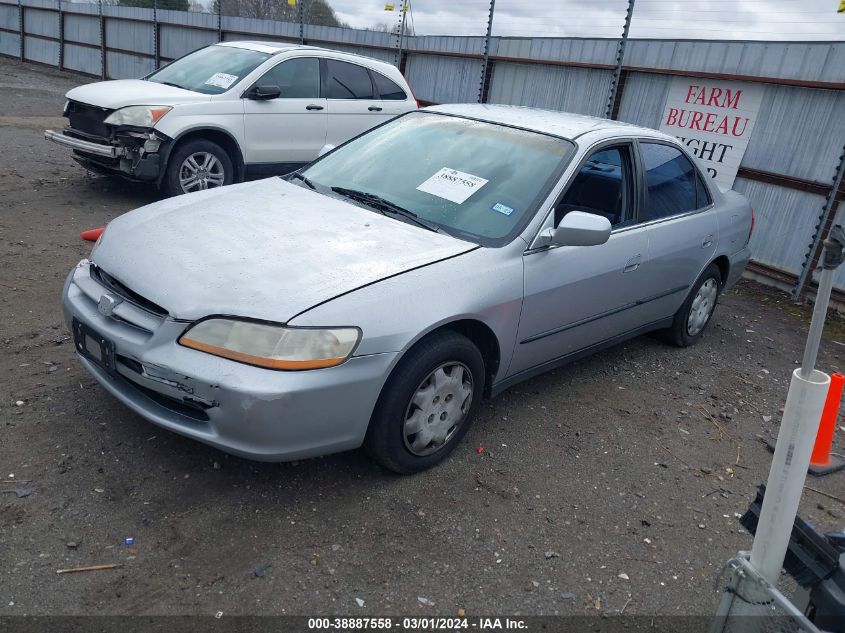 2000 Honda Accord 2.3 Lx VIN: 1HGCG5648YA030970 Lot: 38887558