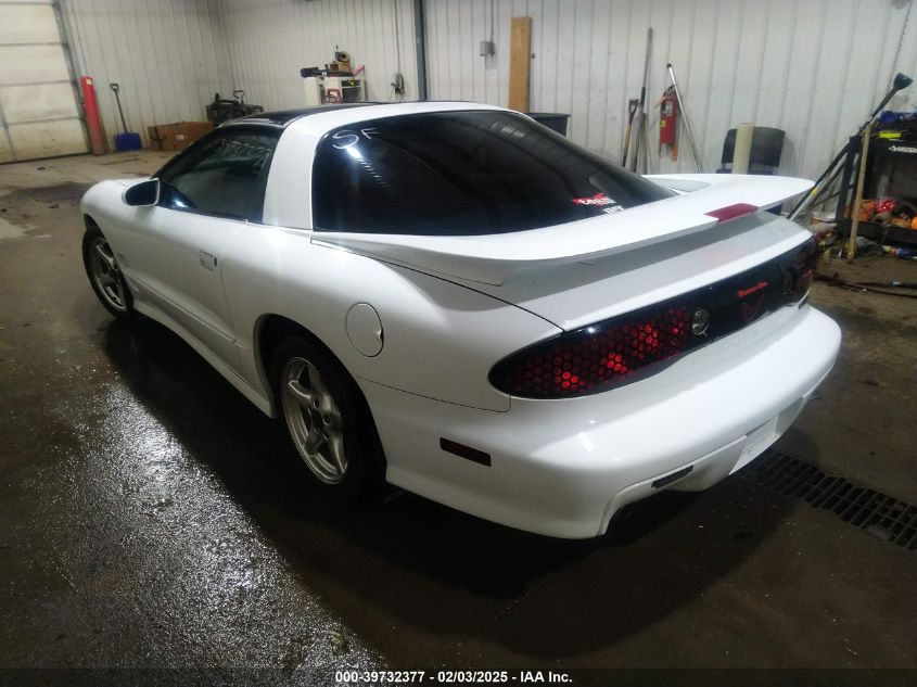 1998 Pontiac Firebird Trans Am VIN: 2G2FV22GXW2225829 Lot: 39732377