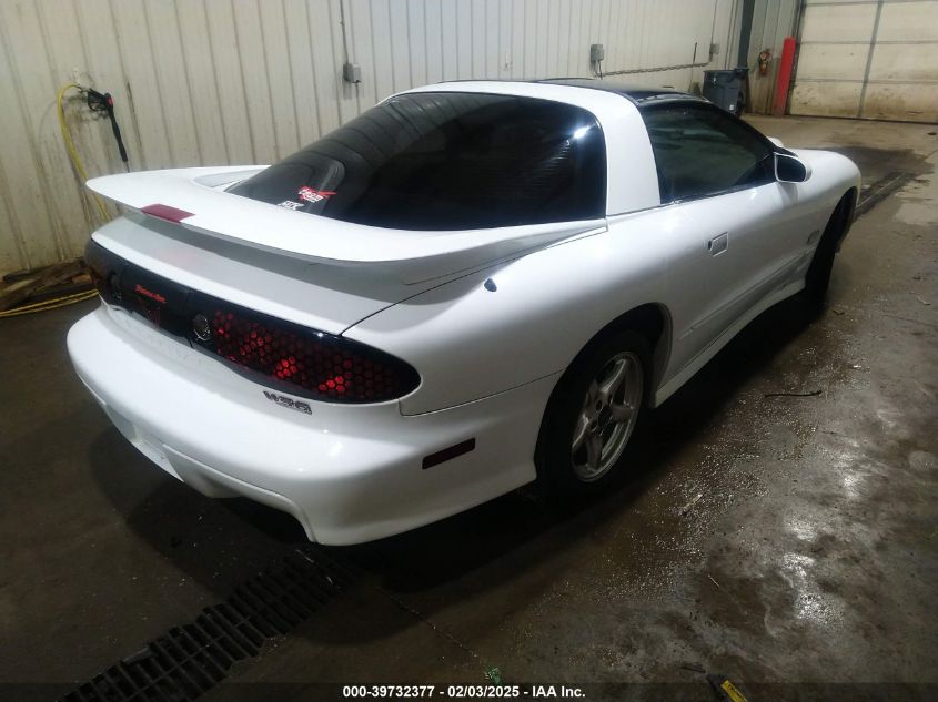 1998 Pontiac Firebird Trans Am VIN: 2G2FV22GXW2225829 Lot: 39732377