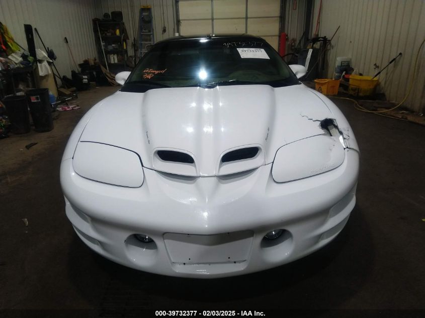 1998 Pontiac Firebird Trans Am VIN: 2G2FV22GXW2225829 Lot: 39732377