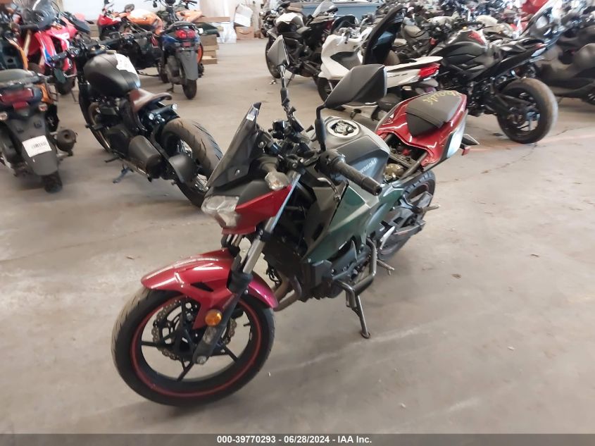 2019 Kawasaki Er400 D VIN: JKAERKD15KDA49388 Lot: 39770293