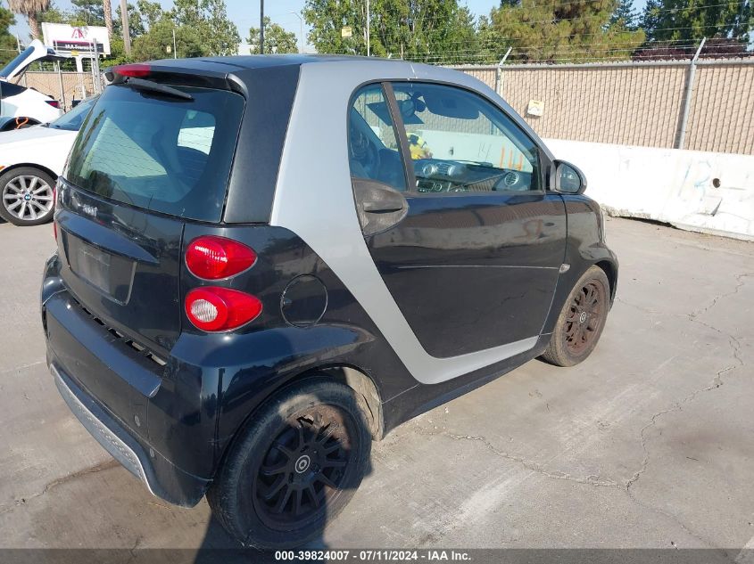 2013 Smart Fortwo Passion/Pure VIN: WMEEJ3BA1DK597441 Lot: 39824007