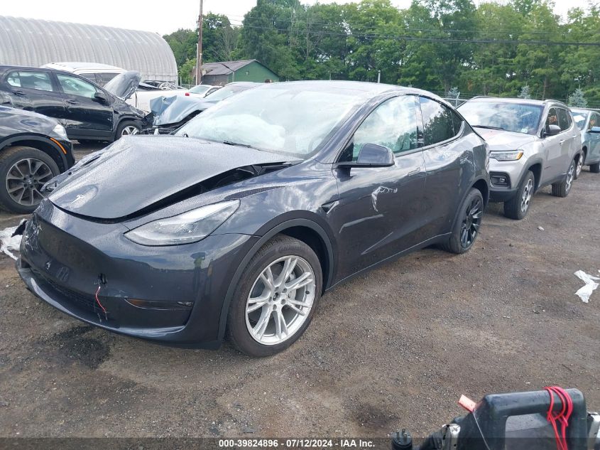 2024 Tesla Model Y Long Range Dual Motor All-Wheel Drive VIN: 7SAYGDEE6RA281987 Lot: 39824896