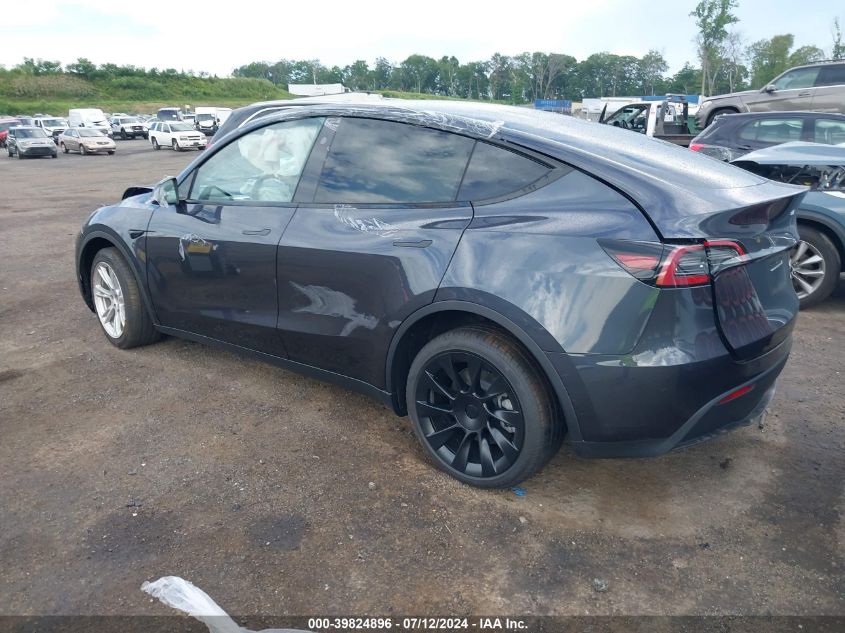 2024 Tesla Model Y Long Range Dual Motor All-Wheel Drive VIN: 7SAYGDEE6RA281987 Lot: 39824896