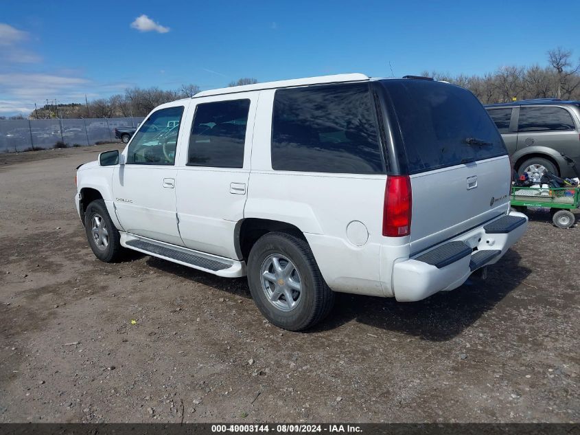 1999 Cadillac Escalade Standard VIN: 1GYEK13R0XR415674 Lot: 40003144