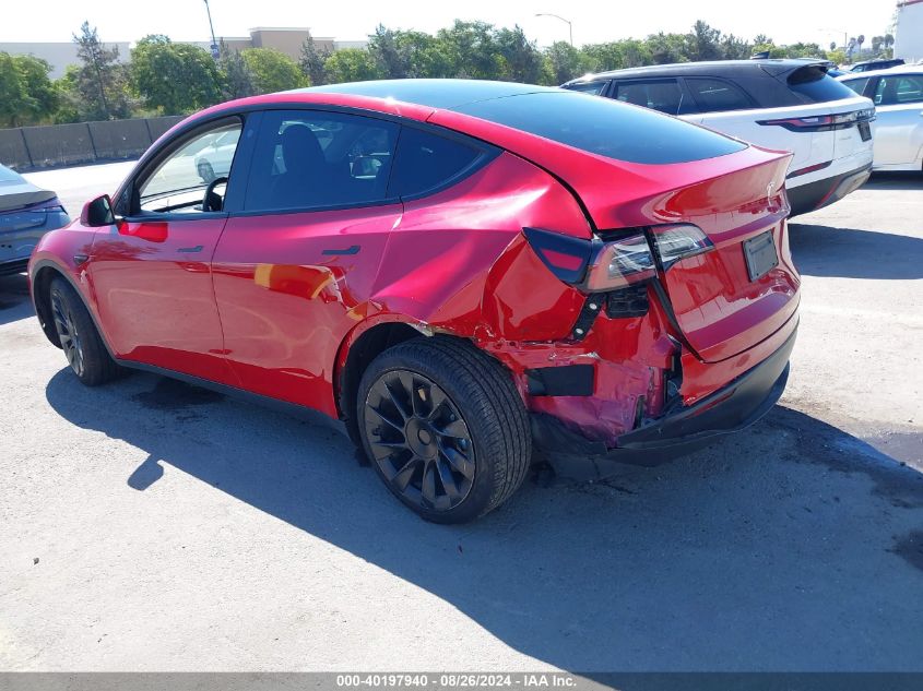 2022 Tesla Model Y Long Range Dual Motor All-Wheel Drive VIN: 7SAYGDEE9NF386813 Lot: 40197940