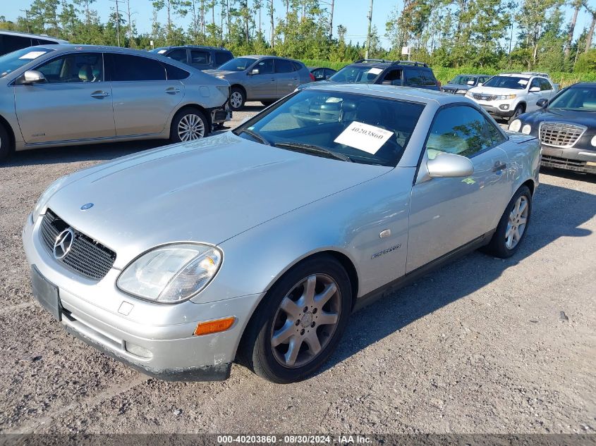 2000 Mercedes-Benz Slk 230 Kompressor VIN: WDBKK47F2YF160635 Lot: 40203860