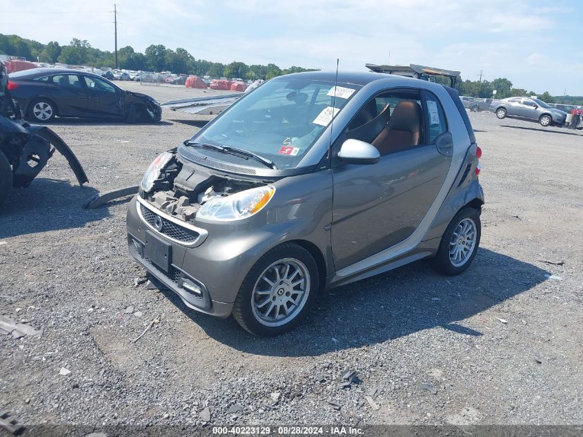 2013 Smart Fortwo Passion/Pure VIN: WMEEJ3BA7DK654709 Lot: 40223129