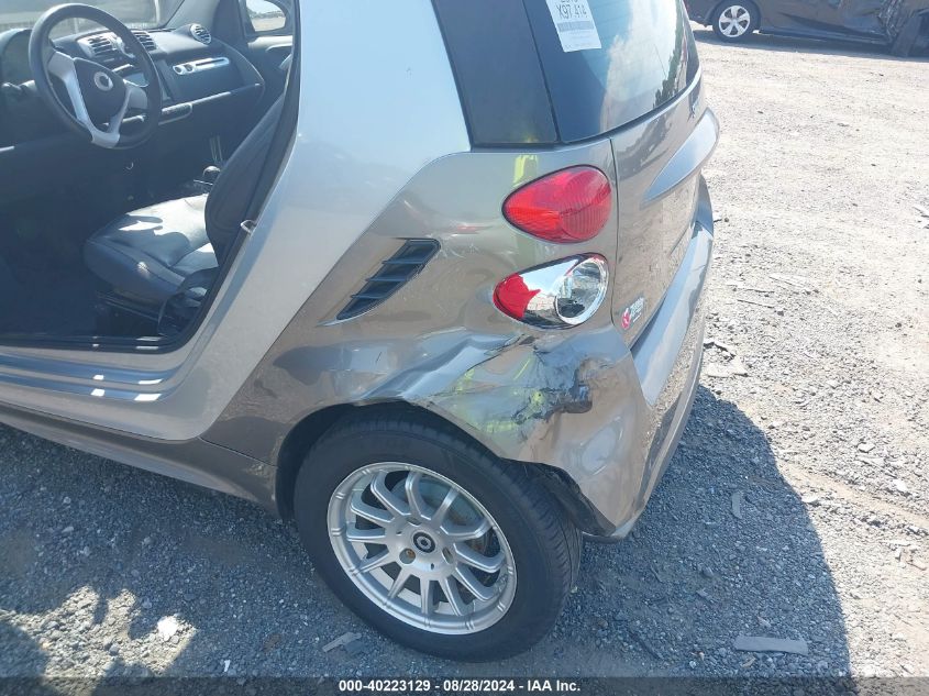 2013 Smart Fortwo Passion/Pure VIN: WMEEJ3BA7DK654709 Lot: 40223129