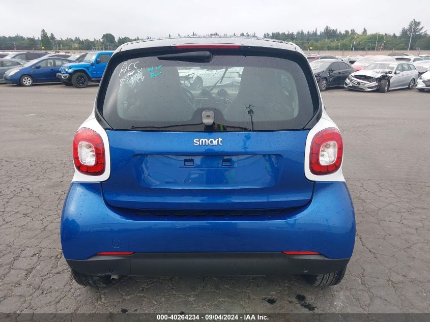 2016 Smart Fortwo Passion/Prime/Proxy/Pure VIN: WMEFJ5DA3GK059826 Lot: 40264234