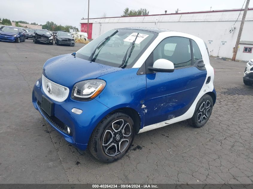 2016 Smart Fortwo Passion/Prime/Proxy/Pure VIN: WMEFJ5DA3GK059826 Lot: 40264234