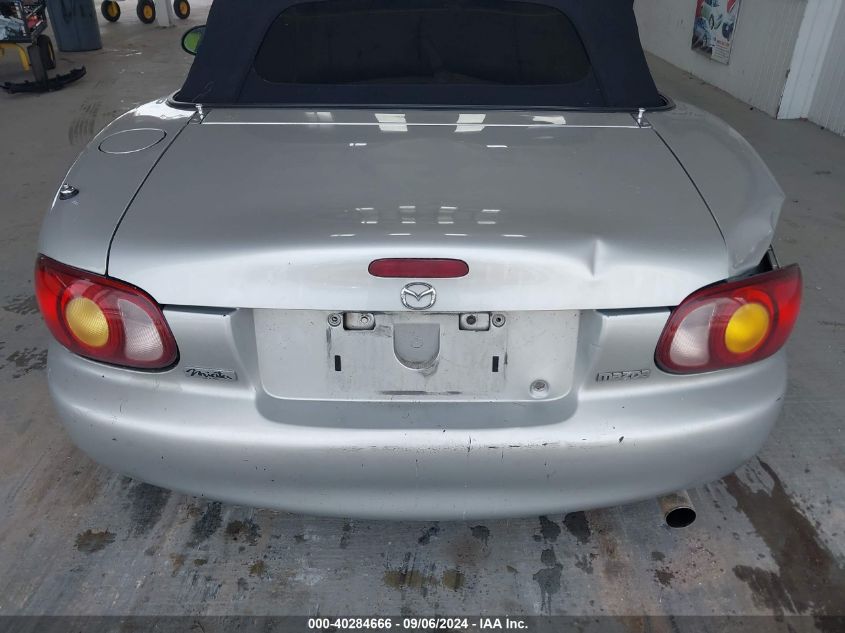 1999 Mazda Mx-5 Miata Leather Pkg/Popular Equipment Pkg/Sports Pkg/Touring Pkg VIN: JM1NB353XX0105322 Lot: 40284666