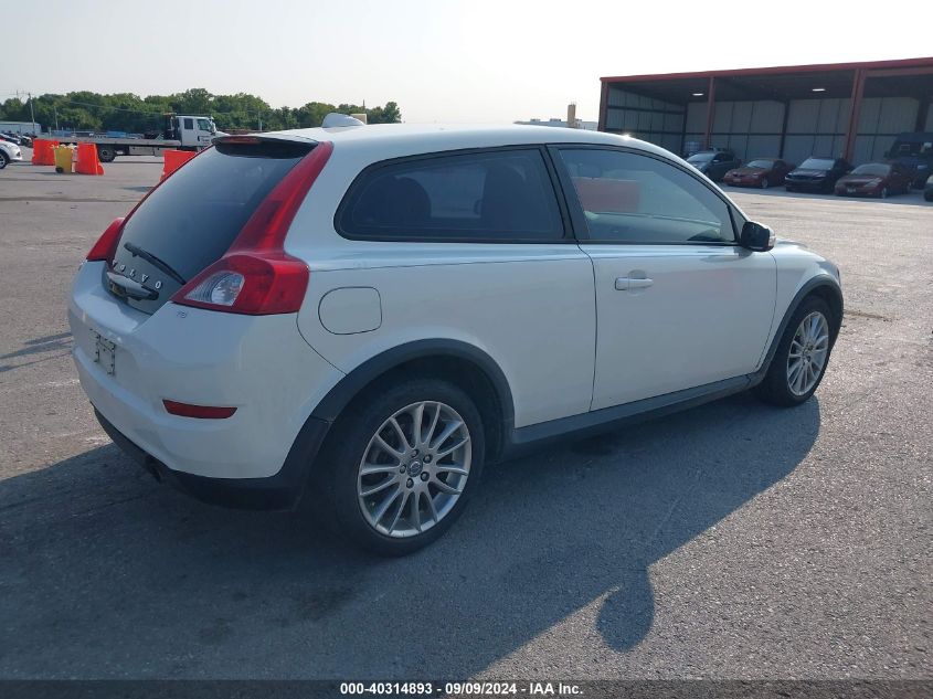 2010 Volvo C30 T5/T5 R-Design VIN: YV1672MK1A2175645 Lot: 40314893