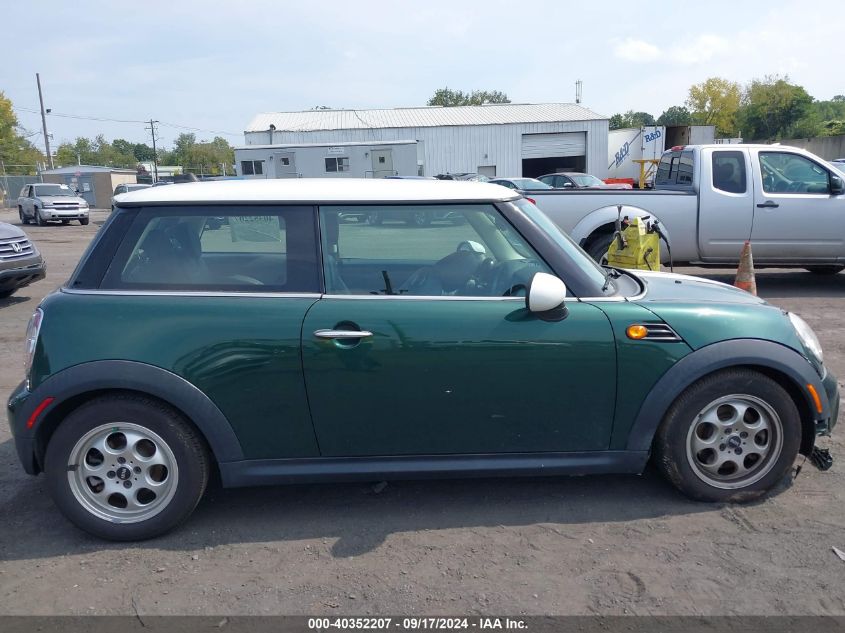 2013 Mini Hardtop Cooper VIN: WMWSU3C51DT680661 Lot: 40352207