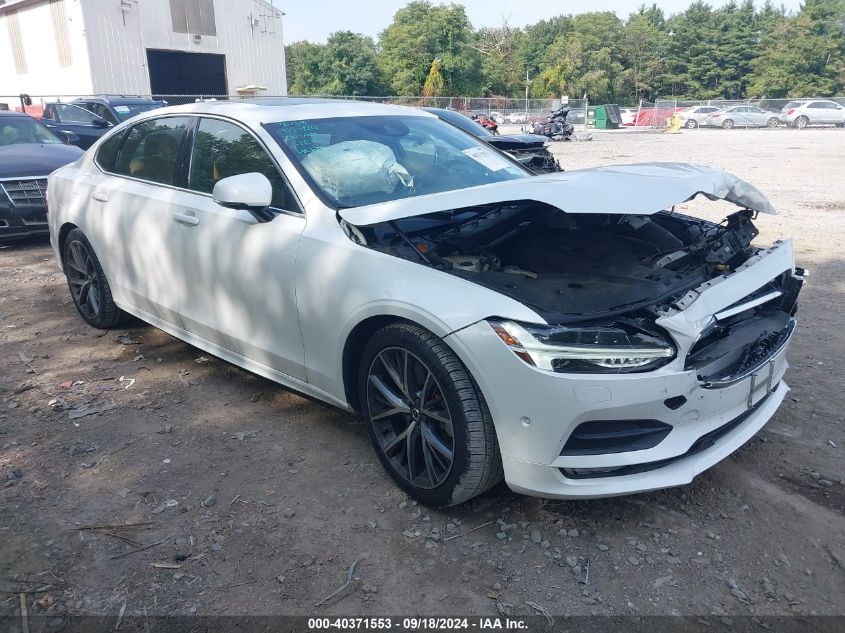 2019 Volvo S90 T6 Momentum VIN: LVYA22MKXKP110725 Lot: 40371553