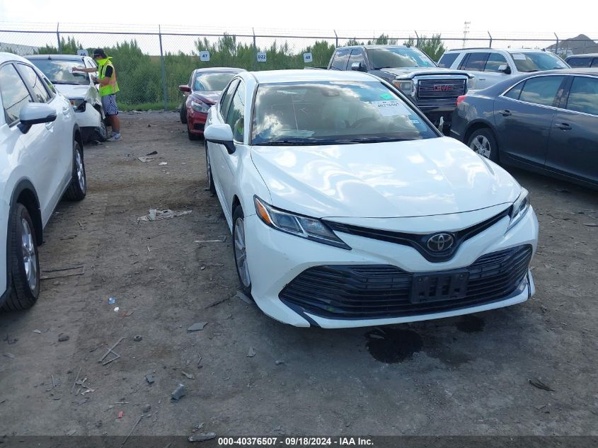 2019 Toyota Camry Le VIN: 4T1B11HKXKU216432 Lot: 40376507