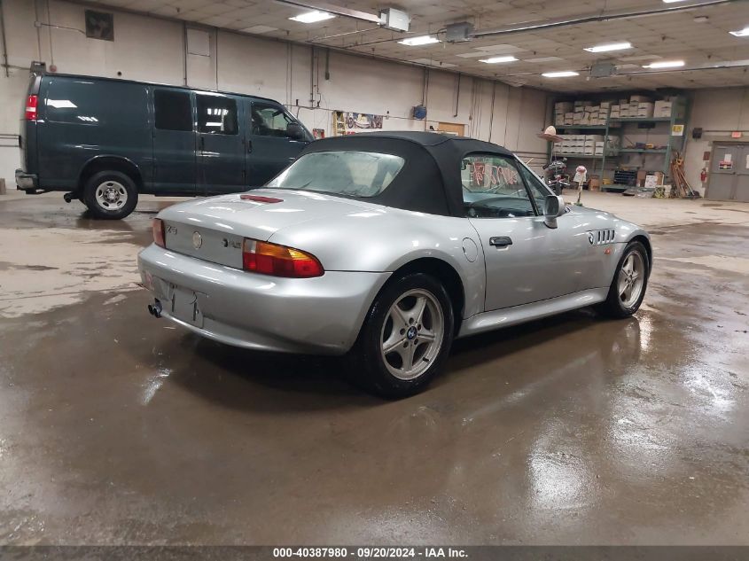 1999 BMW Z3 2.3 VIN: 4USCH9339XLF79639 Lot: 40387980