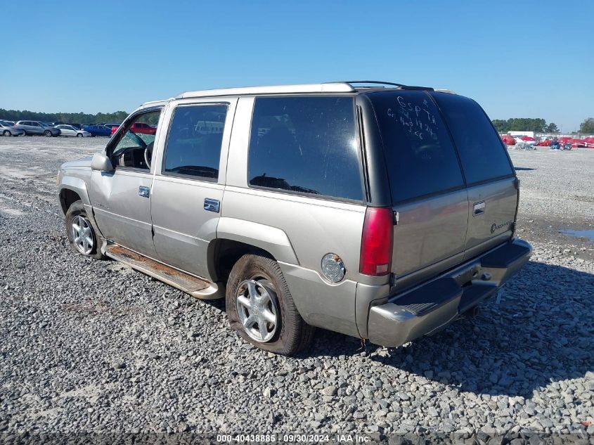 2000 Cadillac Escalade Standard VIN: 1GYEK63R7YR216717 Lot: 40438885