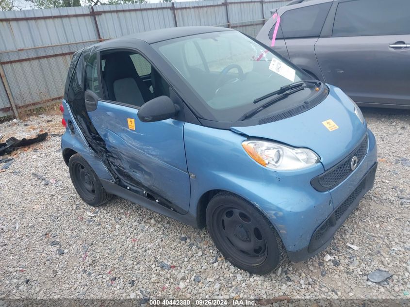 2013 Smart Fortwo Pure/Passion VIN: WMEEJ3BA8DK680137 Lot: 40442380