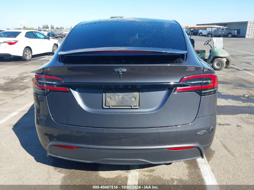 2022 Tesla Model X Dual Motor All-Wheel Drive VIN: 7SAXCBE56NF360942 Lot: 40487516