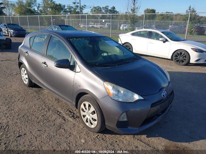 2013 Toyota Prius C VIN: JTDKDTB31D1035121 Lot: 40530104