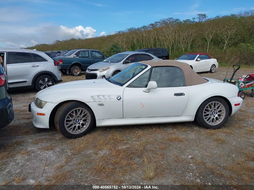 2000 BMW Z3 2.8 VIN: 4USCH3348YLF42640 Lot: 40565752